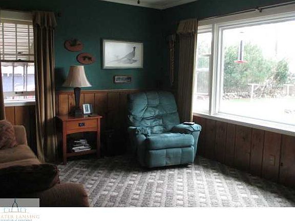 3rd image of 3915 N Grand River Ave
