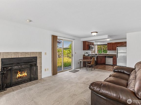 4th image of 1615 E 67th Street