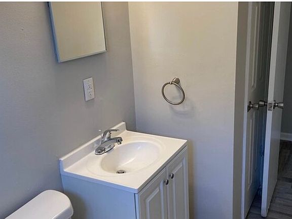 5th image of 121 W 32nd St #11296794
