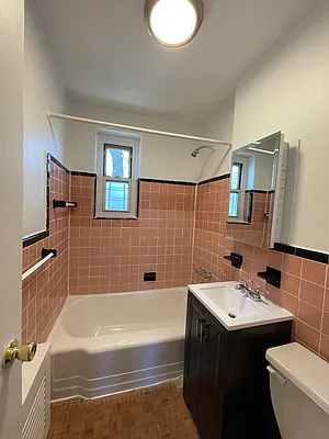 Rented by KEYNDOOR LLC | media 5