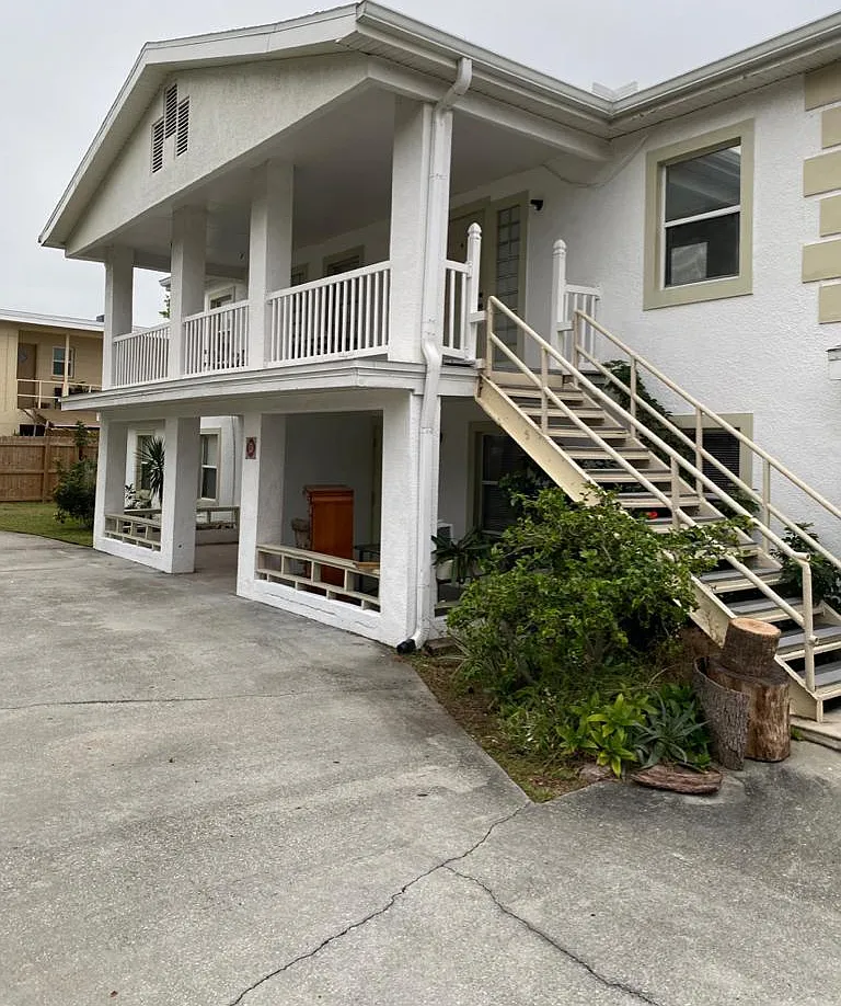 2 bed, 900 sqft, $1,449 — Photo 3