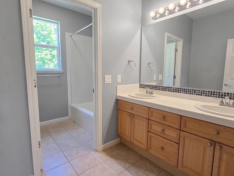 5265 N Elk River Rd — Photo 27