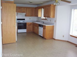 3086 S Overhill Ct, Springfield, MO 65807