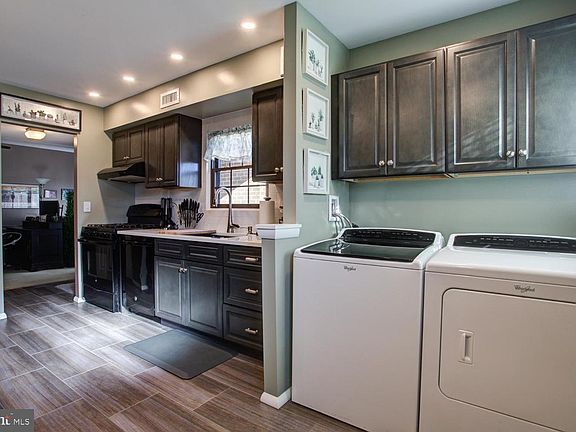 5th image of 153 Valleybrook Dr