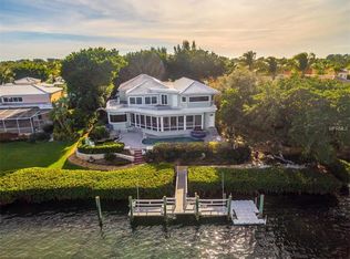 3590 Mistletoe Ln, Longboat Key, FL 34228