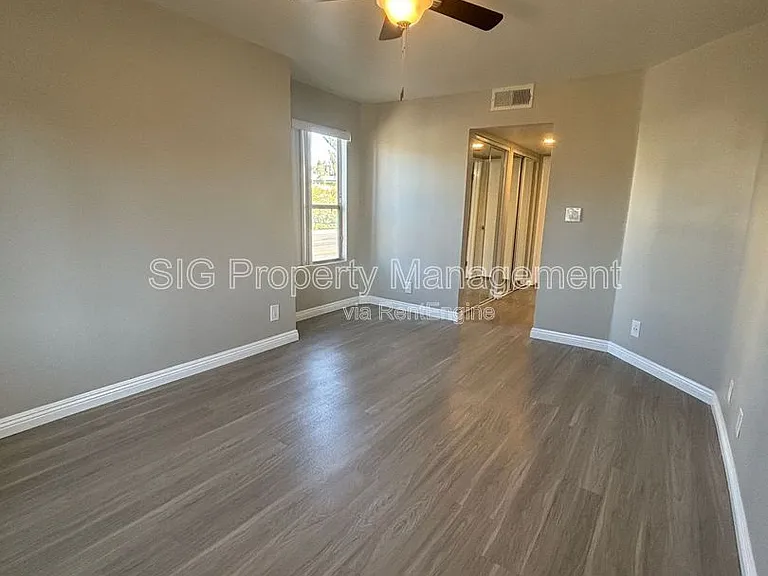 Laurel Canyon, 4500 — Photo 10