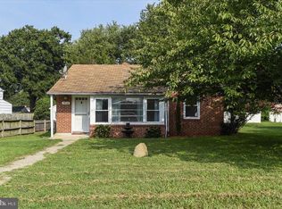 7816 Bodkin View Dr, Pasadena, MD 21122