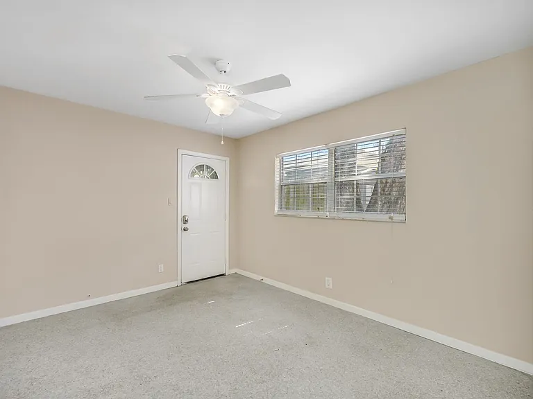 211 Danube — Photo 86