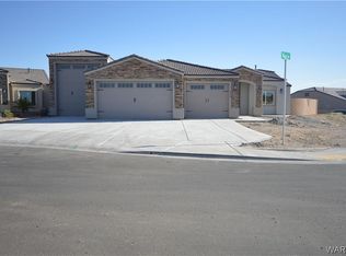 2048 E Valor Dr, Fort Mohave, AZ 86426