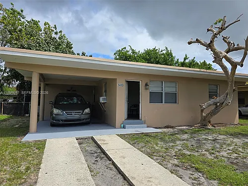 1413 NW 3rd St Photo 1
