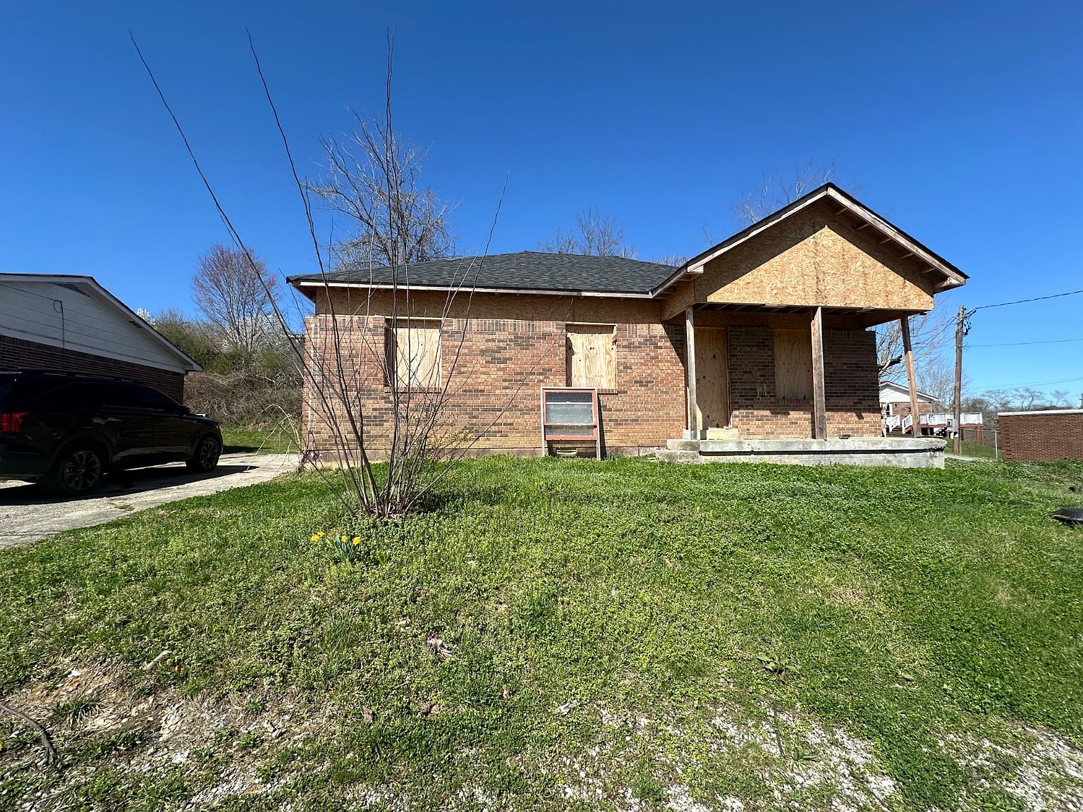 311 W Smith St, Burkesville, KY 42717 MLS 11279255 Zillow