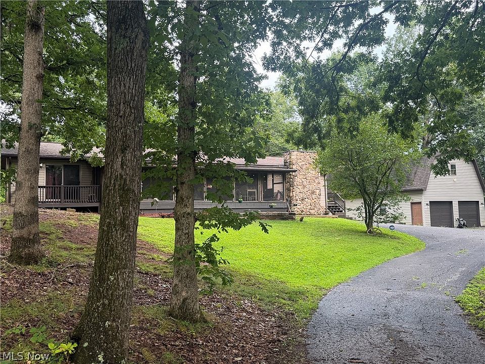 1st image of 900 Dugan Rd