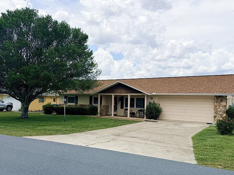 653 W Buttonbush Dr — Photo 1