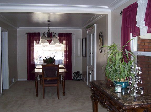 4th image of 195 W 13th St