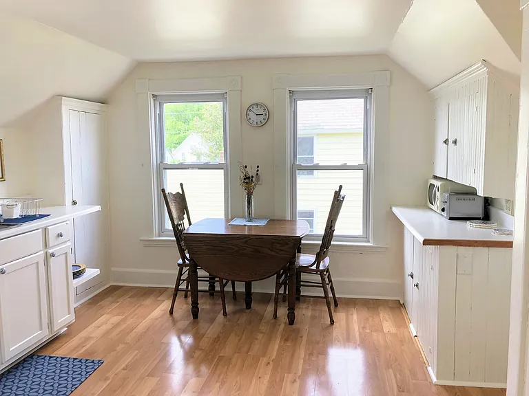 72 North St #B — Photo 9