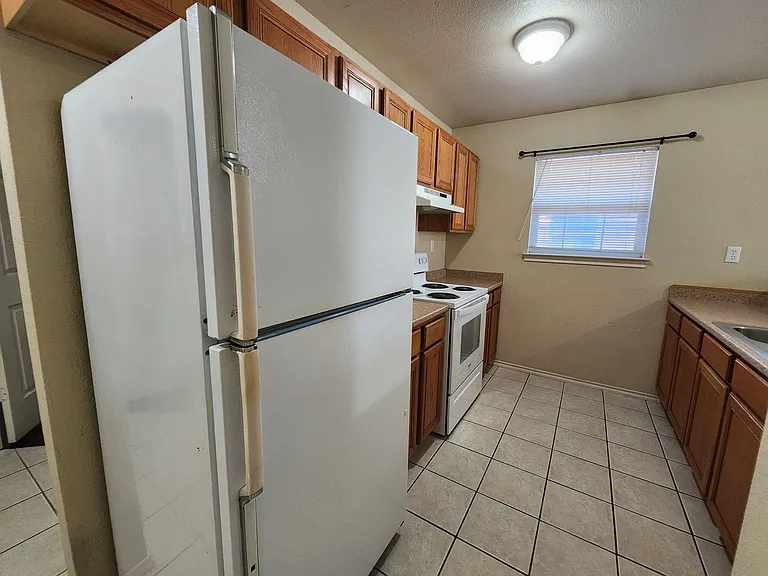 1146 Misty Acres Dr — Photo 5