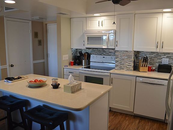3rd image of 4900 Brittany Dr S APT 711