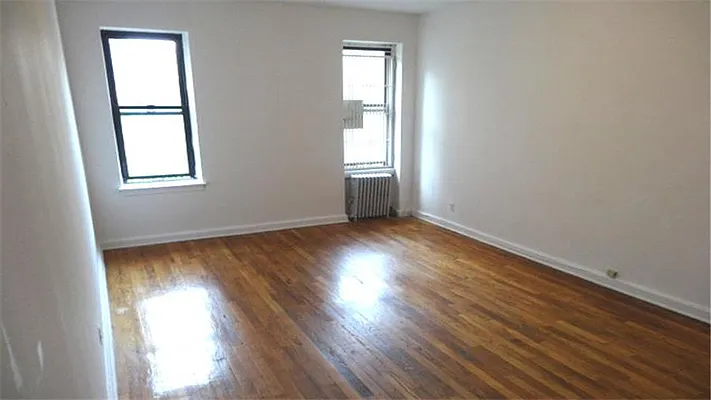 Rented by Fenwick Keats Real Estate | media 21