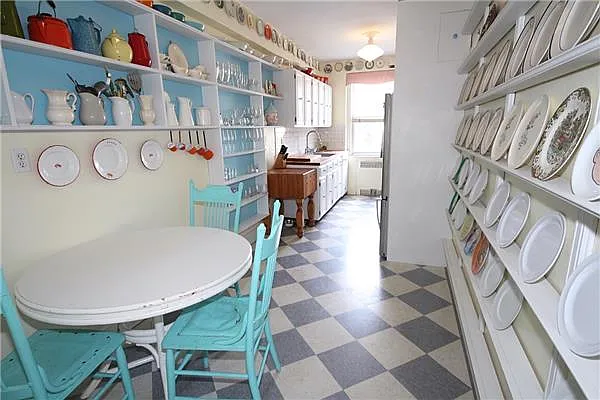 Sold by Bergen Basin Real Estate | media 34