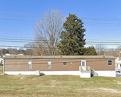 2nd image of 3604 Normandy Ln