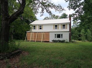 550 Whitefield Rd, Pittston, ME 04345