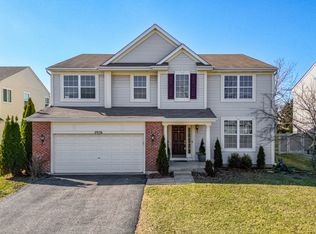 2956 Aberdeen Dr, Montgomery, IL 60538