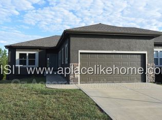 22054 W 116th Ter, Olathe, KS 66061