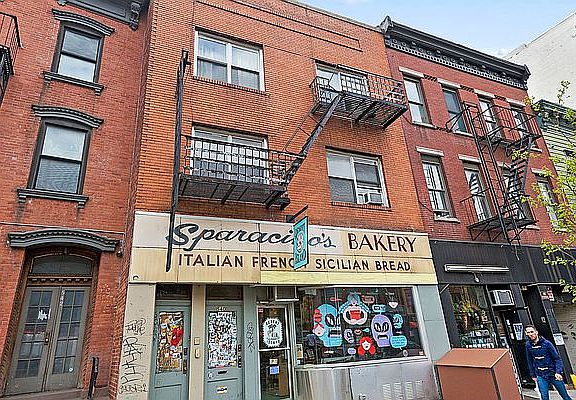 5th image of 540 Metropolitan Ave APT 2F