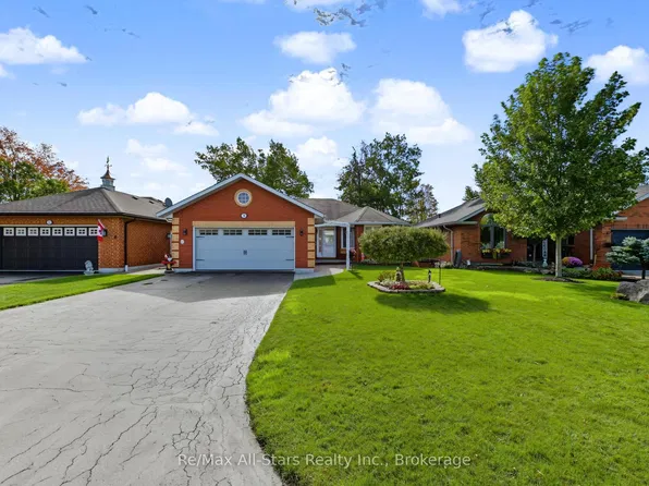 9 Hillview Dr, Kawartha Lakes, ON K0M 1A0