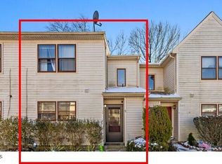 39 Pin Oak Ln, Little Egg Harbor, NJ 08087