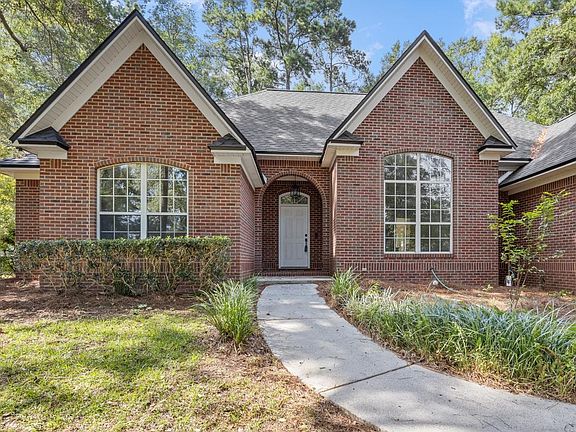 3rd image of 8905 Winged Foot Dr