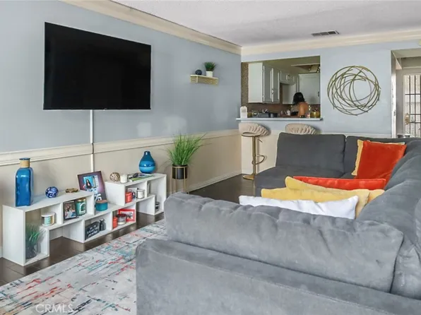 810 W Compton Blvd APT 16, Compton, CA 90220