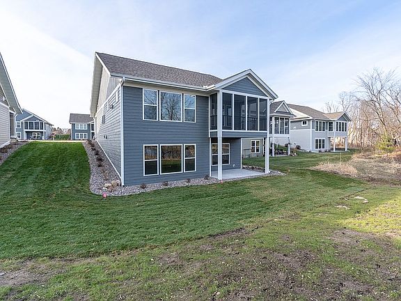 3rd image of 2314 Hill Ct