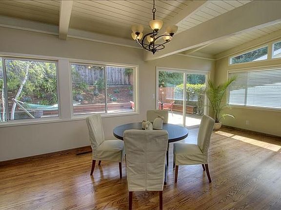 4th image of 2143 Harkins Ave
