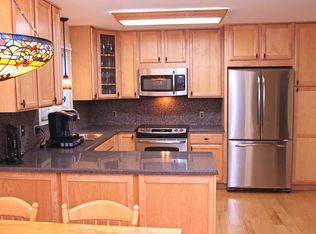 829 Heritage Vlg #B, Southbury, CT 06488