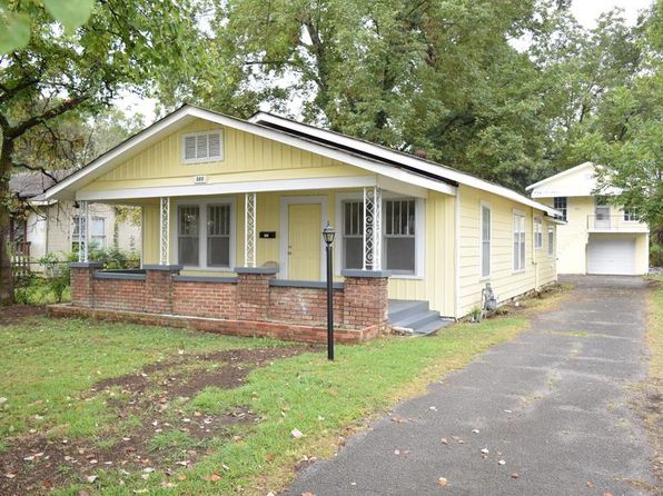 305 Elmwood Ave