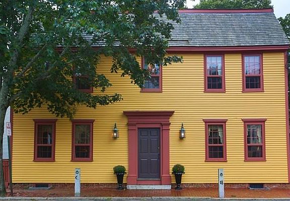 2nd image of 18 Beck St