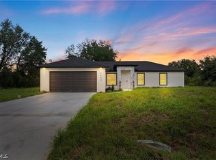 4405 E 11th St, Lehigh Acres, FL 33972