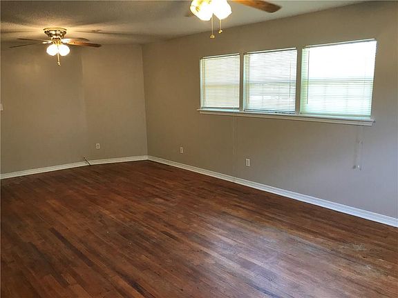4th image of 8740 Matador Dr