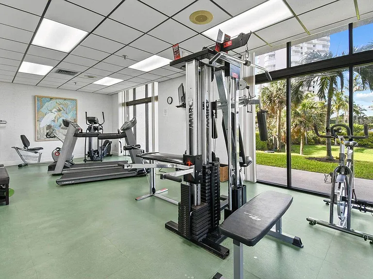 5047 N Hwy #A1A-404 — Photo 44