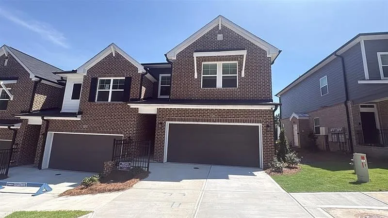 198 Redbud Rd