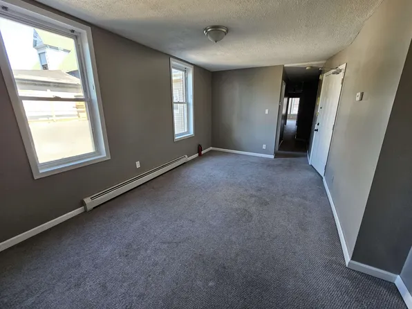 811 Montgomery Street image 3 of 7