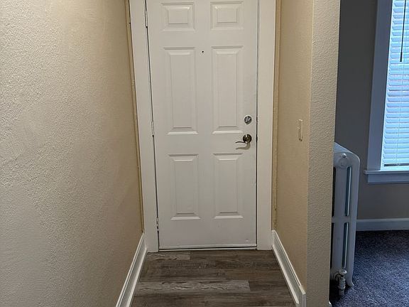 2nd image of 820-830 S Monroe St #822-A