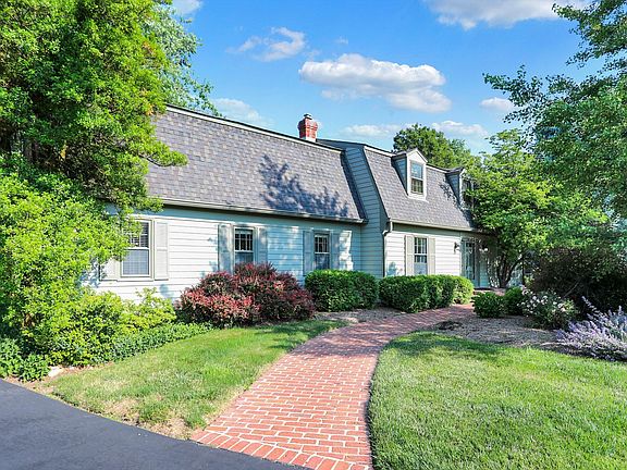 3rd image of 6226 Landborough North Dr