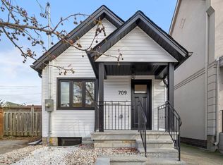 709 Willard Ave, Toronto, ON M6S 3S7