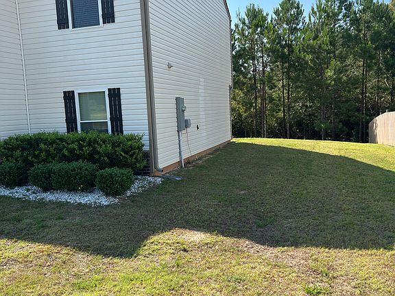3rd image of 175 Goodall Woods Dr
