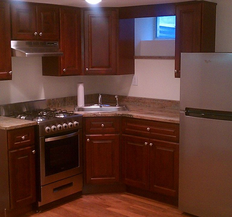 1st image of 150 Mayfair Dr N