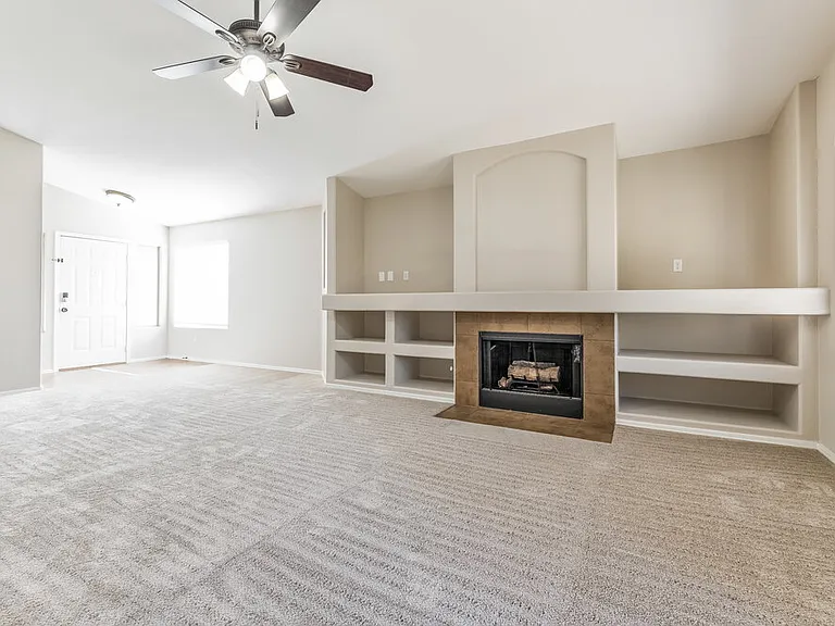 1380 E Sheffield Ave — Photo 5