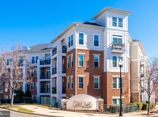 2465 Army Navy Dr #1109, Arlington, VA 22206