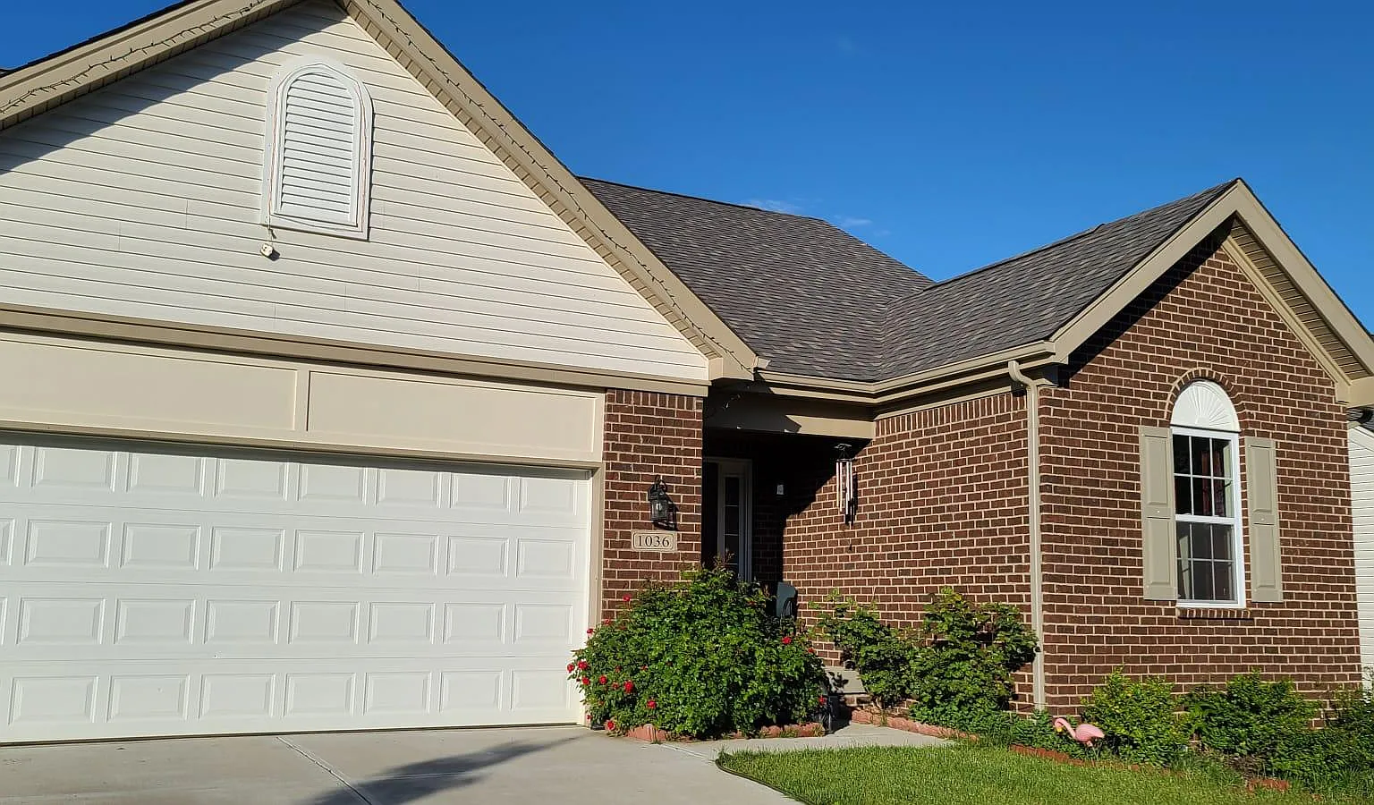1036 Autumn Crest Ln — Photo 2